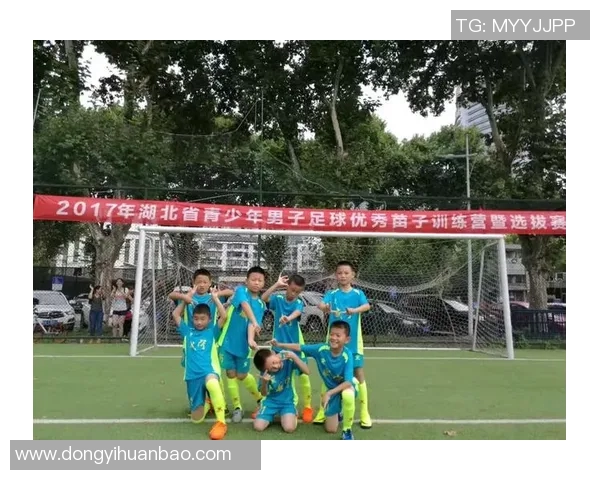 世界足球明星的教育意义与青少年成长的启示探讨